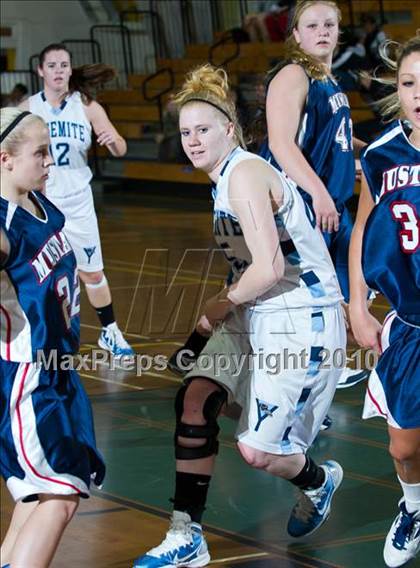 Thumbnail 1 in Yosemite vs Yorba Linda (Santa Barbara Tournament of Champions) photogallery.