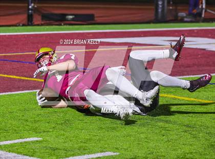 Thumbnail 3 in Springfield Central @ Boston College High (MIAA Division 1 Round of 8) photogallery.