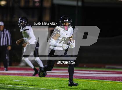 Thumbnail 1 in Springfield Central @ Boston College High (MIAA Division 1 Round of 8) photogallery.