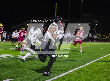 Thumbnail 1 in Springfield Central @ Boston College High (MIAA Division 1 Round of 8) photogallery.