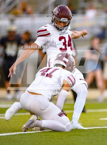 Thumbnail 3 in Lake Creek vs Magnolia photogallery.