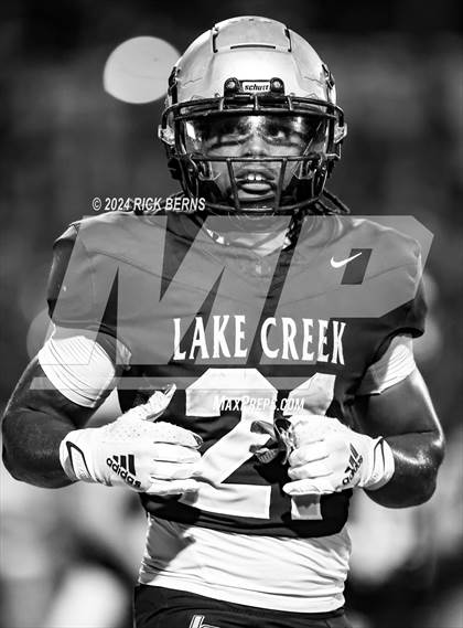 Thumbnail 2 in Lake Creek vs Magnolia photogallery.