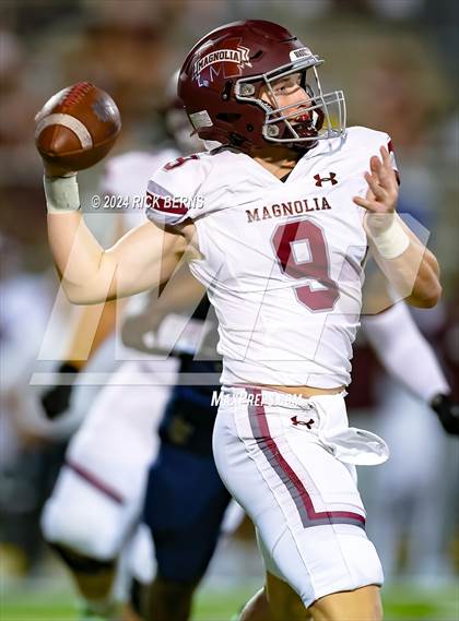 Thumbnail 2 in Lake Creek vs Magnolia photogallery.
