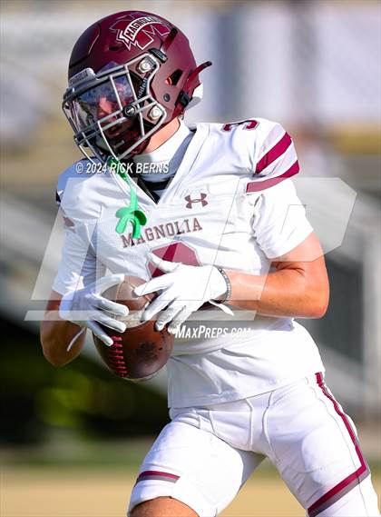 Thumbnail 2 in Lake Creek vs Magnolia photogallery.