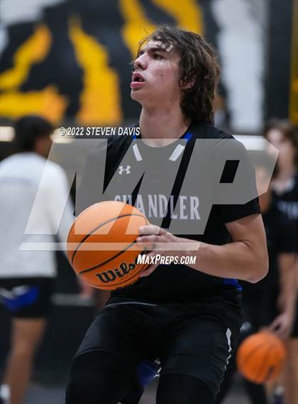 Thumbnail 2 in Chandler vs Desert Ridge photogallery.