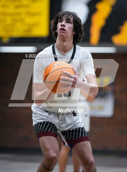 Thumbnail 1 in Chandler vs Desert Ridge photogallery.