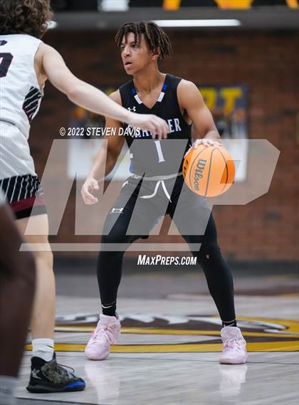 Thumbnail 1 in Chandler vs Desert Ridge photogallery.