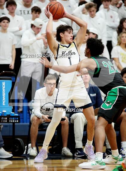 Thumbnail 1 in Southlake Carroll vs Keller photogallery.