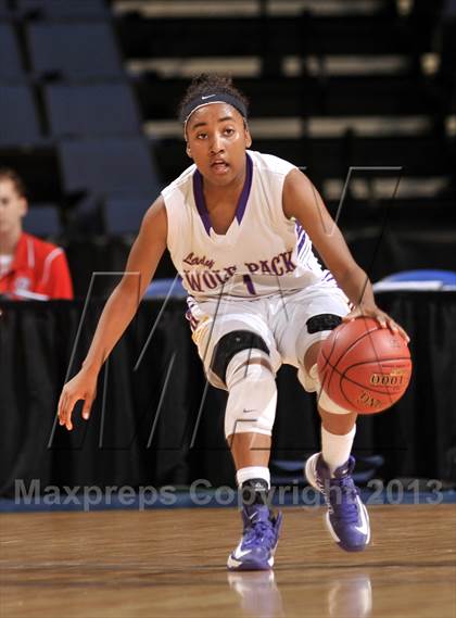Thumbnail 3 in Ridgeview vs. Lynwood (CIF SoCal Regional D2 Final) photogallery.