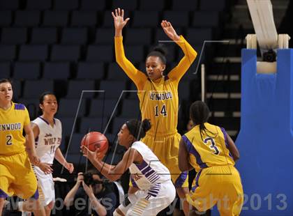 Thumbnail 3 in Ridgeview vs. Lynwood (CIF SoCal Regional D2 Final) photogallery.