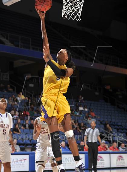 Thumbnail 1 in Ridgeview vs. Lynwood (CIF SoCal Regional D2 Final) photogallery.
