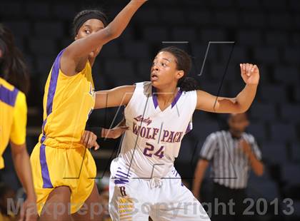 Thumbnail 2 in Ridgeview vs. Lynwood (CIF SoCal Regional D2 Final) photogallery.