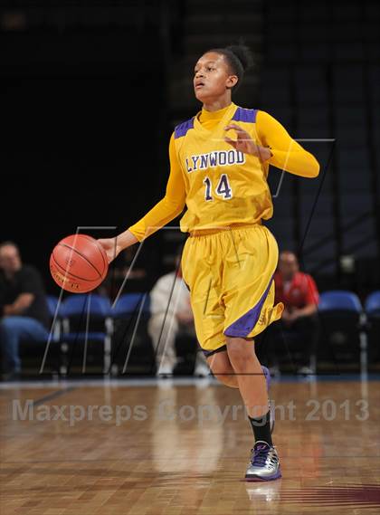 Thumbnail 2 in Ridgeview vs. Lynwood (CIF SoCal Regional D2 Final) photogallery.