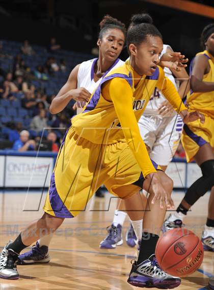 Thumbnail 3 in Ridgeview vs. Lynwood (CIF SoCal Regional D2 Final) photogallery.