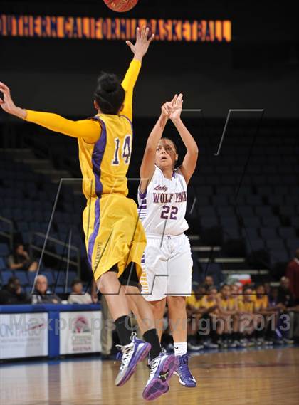 Thumbnail 1 in Ridgeview vs. Lynwood (CIF SoCal Regional D2 Final) photogallery.