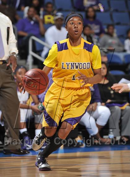 Thumbnail 1 in Ridgeview vs. Lynwood (CIF SoCal Regional D2 Final) photogallery.