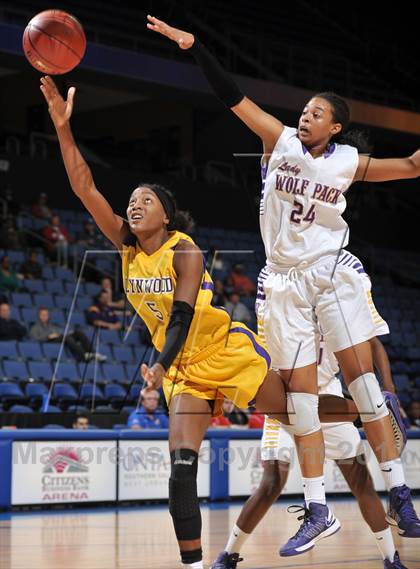Thumbnail 2 in Ridgeview vs. Lynwood (CIF SoCal Regional D2 Final) photogallery.