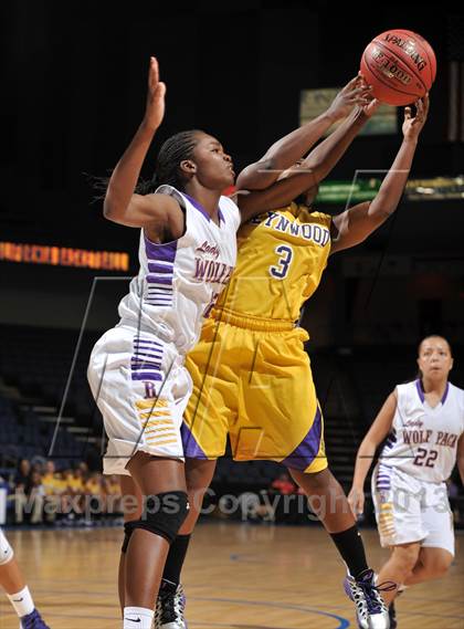 Thumbnail 1 in Ridgeview vs. Lynwood (CIF SoCal Regional D2 Final) photogallery.