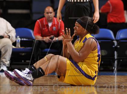 Thumbnail 1 in Ridgeview vs. Lynwood (CIF SoCal Regional D2 Final) photogallery.