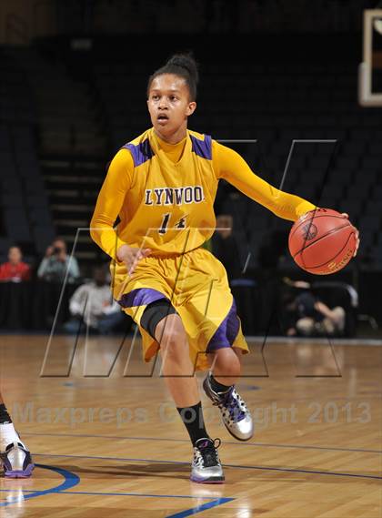 Thumbnail 1 in Ridgeview vs. Lynwood (CIF SoCal Regional D2 Final) photogallery.