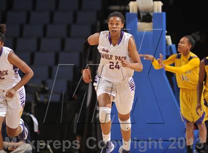 Thumbnail 1 in Ridgeview vs. Lynwood (CIF SoCal Regional D2 Final) photogallery.
