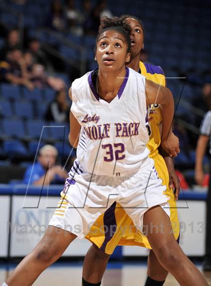 Thumbnail 3 in Ridgeview vs. Lynwood (CIF SoCal Regional D2 Final) photogallery.