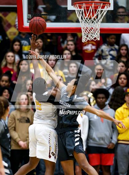 Thumbnail 3 in Canyon @ Clovis West (CIF Southern Regional Playoff)  photogallery.