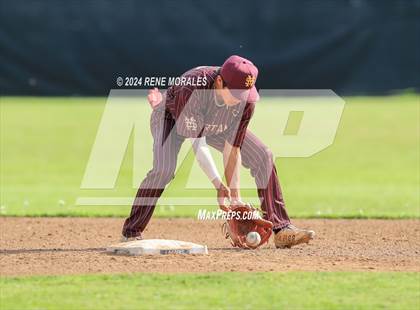 Thumbnail 3 in Maryknoll vs Polytechnic photogallery.