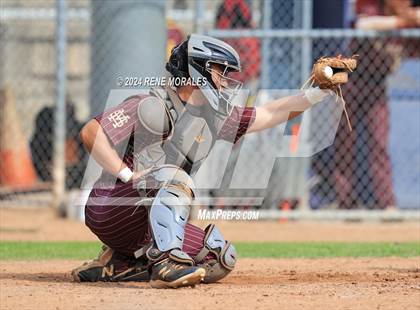 Thumbnail 3 in Maryknoll vs Polytechnic photogallery.