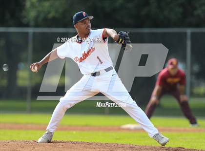 Thumbnail 2 in Maryknoll vs Polytechnic photogallery.
