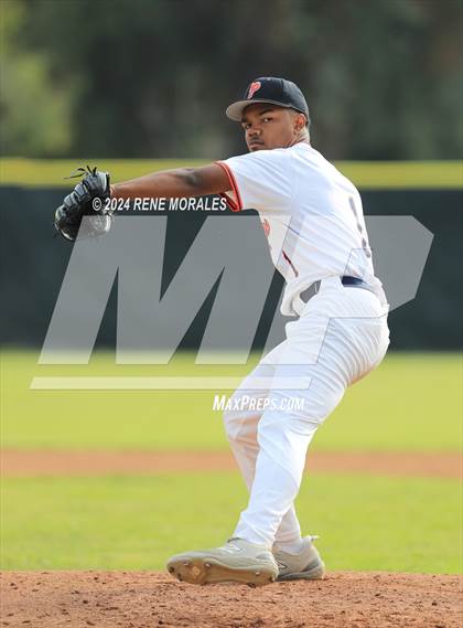 Thumbnail 2 in Maryknoll vs Polytechnic photogallery.