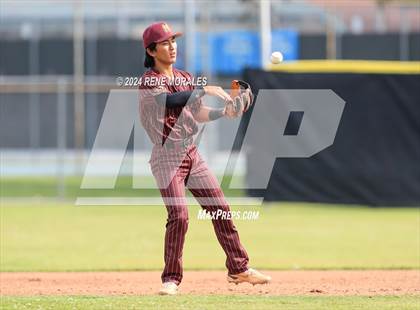 Thumbnail 2 in Maryknoll vs Polytechnic photogallery.