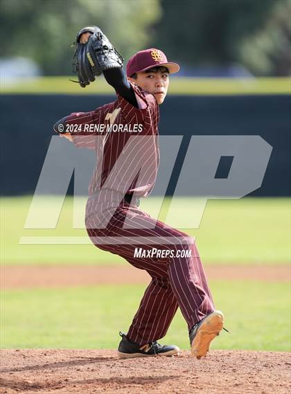 Thumbnail 2 in Maryknoll vs Polytechnic photogallery.