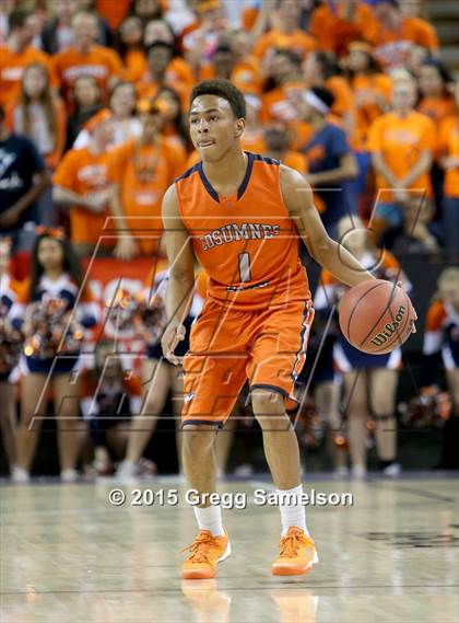 Thumbnail 1 in Sacramento vs Cosumnes Oaks (CIF SJS D2 Semifinal) photogallery.