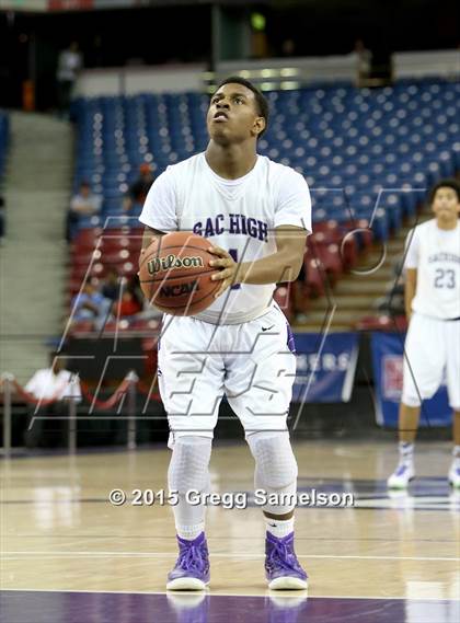 Thumbnail 1 in Sacramento vs Cosumnes Oaks (CIF SJS D2 Semifinal) photogallery.