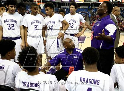 Thumbnail 2 in Sacramento vs Cosumnes Oaks (CIF SJS D2 Semifinal) photogallery.