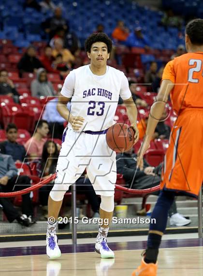 Thumbnail 1 in Sacramento vs Cosumnes Oaks (CIF SJS D2 Semifinal) photogallery.