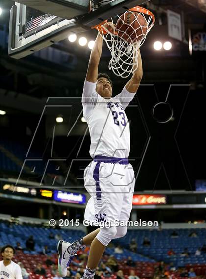 Thumbnail 3 in Sacramento vs Cosumnes Oaks (CIF SJS D2 Semifinal) photogallery.
