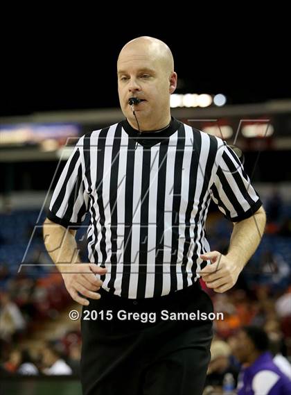 Thumbnail 1 in Sacramento vs Cosumnes Oaks (CIF SJS D2 Semifinal) photogallery.