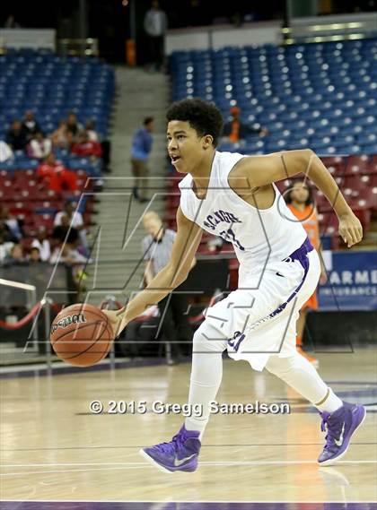 Thumbnail 1 in Sacramento vs Cosumnes Oaks (CIF SJS D2 Semifinal) photogallery.