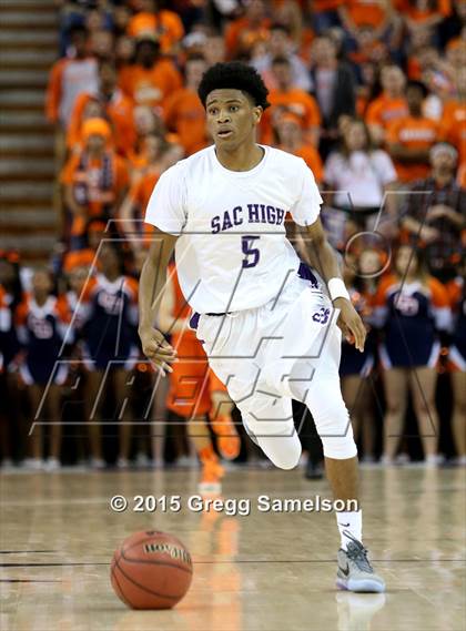 Thumbnail 3 in Sacramento vs Cosumnes Oaks (CIF SJS D2 Semifinal) photogallery.