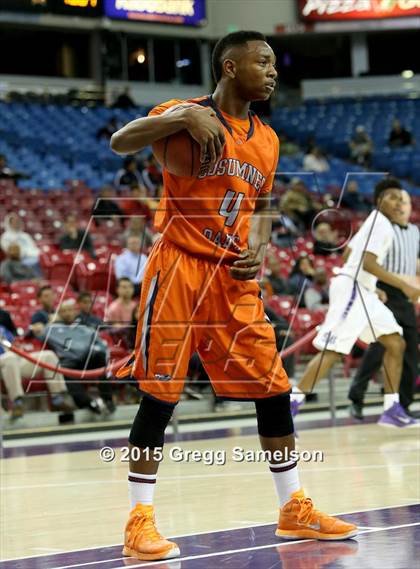 Thumbnail 1 in Sacramento vs Cosumnes Oaks (CIF SJS D2 Semifinal) photogallery.