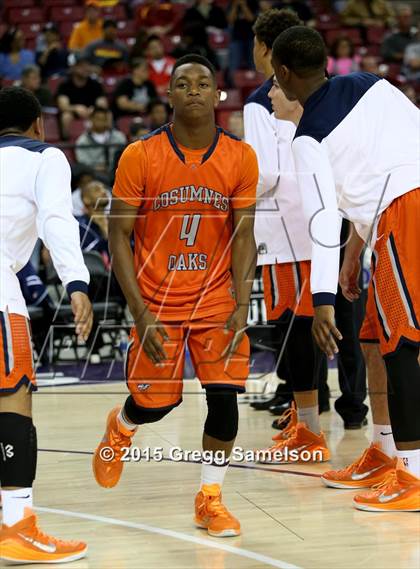 Thumbnail 3 in Sacramento vs Cosumnes Oaks (CIF SJS D2 Semifinal) photogallery.