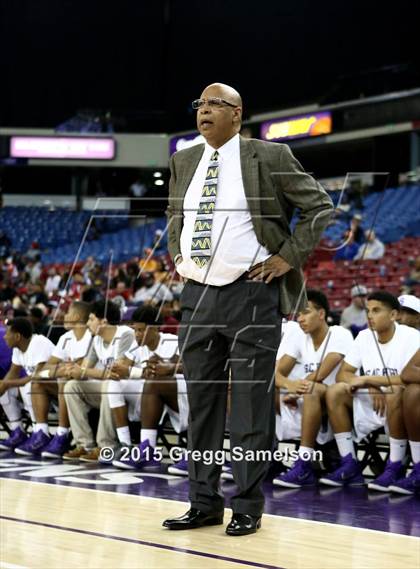 Thumbnail 1 in Sacramento vs Cosumnes Oaks (CIF SJS D2 Semifinal) photogallery.