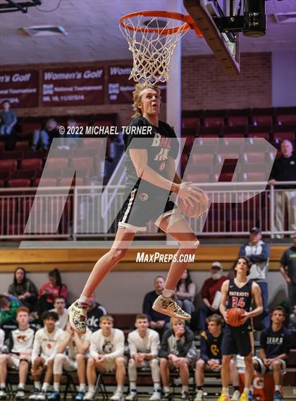 Thumbnail 3 in Idaho State All Star Game Slam Dunk Contest 2022 photogallery.
