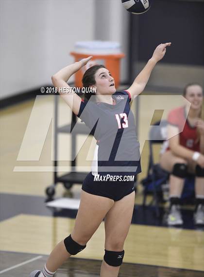 Thumbnail 3 in Los Alamitos @ Beckman (CIF-SS D2 Playoff) photogallery.