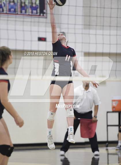 Thumbnail 2 in Los Alamitos @ Beckman (CIF-SS D2 Playoff) photogallery.