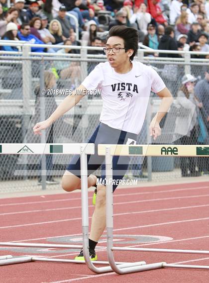 Thumbnail 3 in 4th Annual Randy Sturgeon Invitational (100, 110 HH, 300 LH, 400) photogallery.