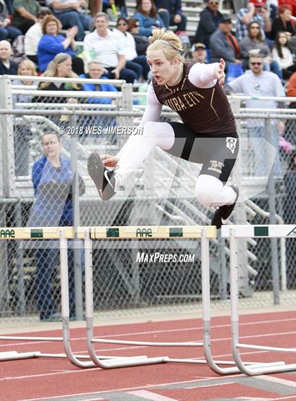 Thumbnail 3 in 4th Annual Randy Sturgeon Invitational (100, 110 HH, 300 LH, 400) photogallery.