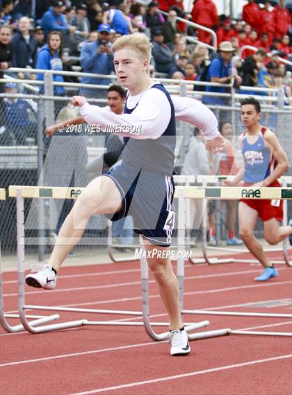 Thumbnail 3 in 4th Annual Randy Sturgeon Invitational (100, 110 HH, 300 LH, 400) photogallery.